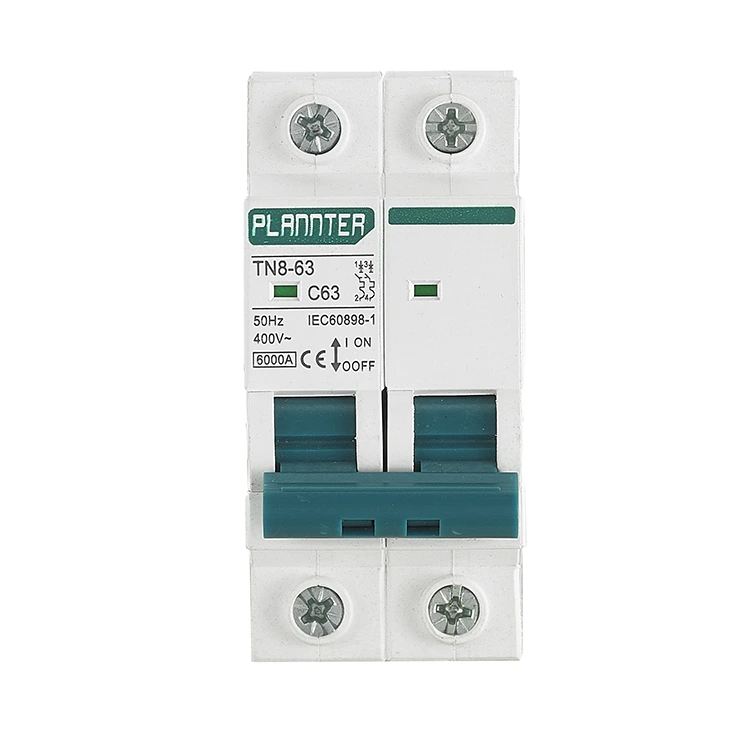 Cầu dao mini C32 32A là gì và tại sao nó lại quan trọng đối với an toàn điện hiện đại?